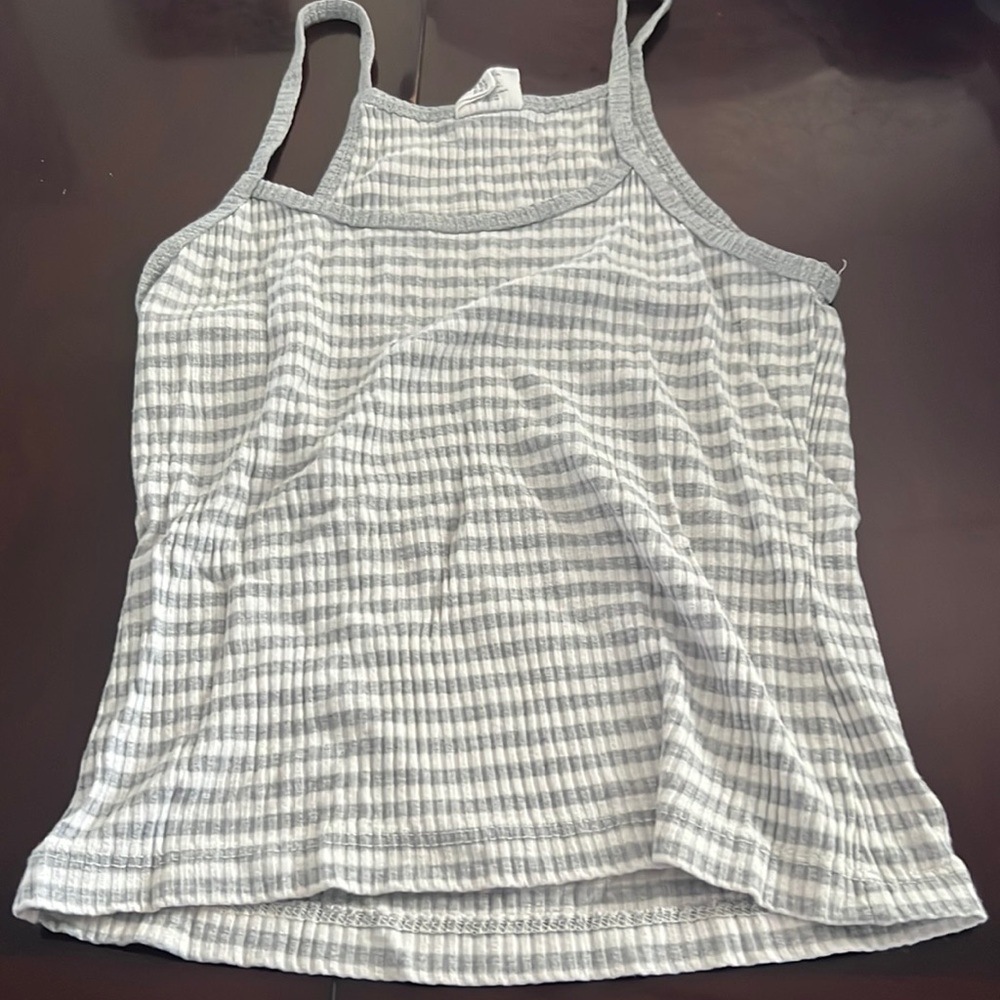 Grey crop